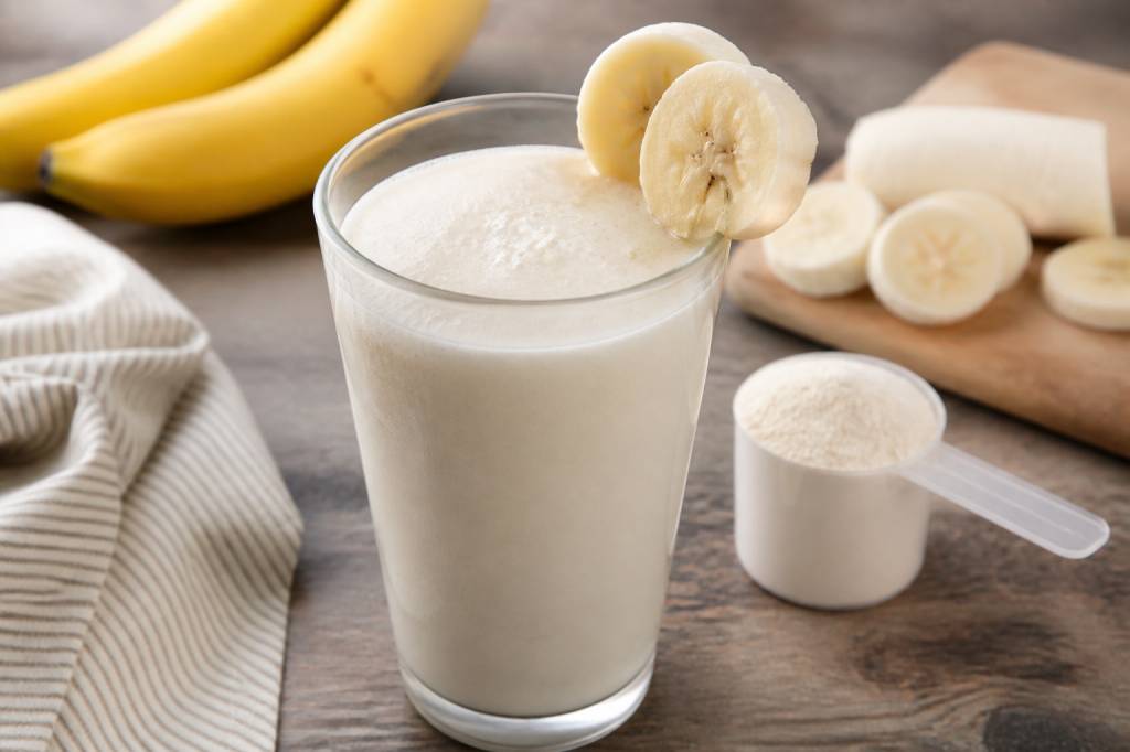 Banana protein milkshake recipe for a healthy and satisfying breakfast